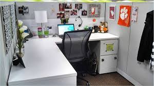 Decorate Office Cubicle Cubicle Decor Office Cubicle Makeover Cubicle Design
