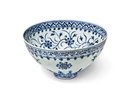 Перевод слова porcelain, американское и британское произношение, транскрипция porcelain cup — фарфоровая чашка porcelain shell — раковина каури porcelain enamel — фарфоровая. Rare 15th Century Porcelain Bowl From China Turns Up At A Connecticut Yard Auction Sells For 722 000 The Economic Times