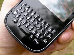 Palm Pixi Review