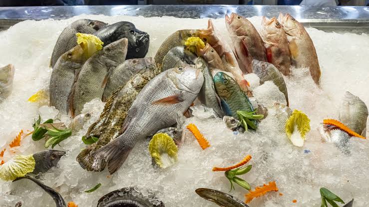 The Type Of Fish You Really Shouldn't Order From A Seafood Restaurant - AOL