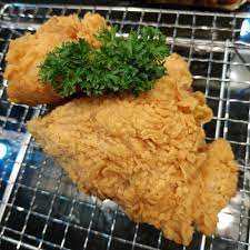 Cara Memasak A Goreng Ayam Setengah Matang Tiriskan B Tumis Bawang Merah Dan Bawang Putih Tambahkan Jahe Mema Resep Masakan Resep Ayam Mudah Makanan Enak