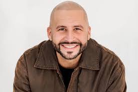 Mike Signorelli's Instagram, Twitter & Facebook