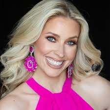 Jen Overton's Instagram, Twitter & Facebook