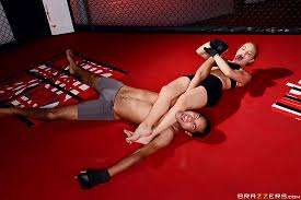 ▷ Krissy Lynn in Rowdy Armbar Goes Too Far (Photo 10) | Brazzers