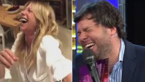 La actriz, que participa en un programa de radio, se quebró al aire por la radio cuando se confirmó la muerte del músico. El Blooper De Claudia Fontan En Su Casa En El Programa De Guido