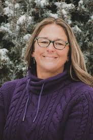 She served as a first responder. Now she helps them with their mental  health.