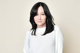 Shannen doherty wants to see more natural faces in hollywood. Shannen Doherty Trotz Krebs Gut Gelaunt Am Filmset Gala De
