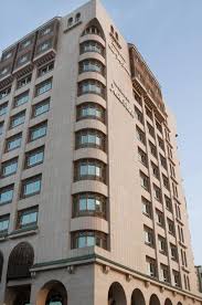 عروض حصريه عروض مستمره عروض شهر فبراير فنادق المدينه المنوره فندق ماريوت المدينه عروضنا مستمره حتى ٨ من In 2020 Building Structures Multi Story Building