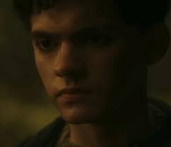 Joe Locke sobre su personaje en 'AGATHA ALL ALONG': "Vi a William como el  lado más ligero. Billy es un personaje mucho más oscuro. Es casi como si  William fuera el adolescente