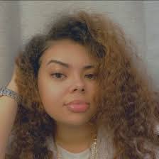 Amber Sturdivant's Instagram, Twitter & Facebook