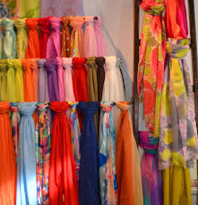 C Est Le Printemps Etole Soie Foulard Mariage Mode Lyon Printemps Soierie Ceremonie Mariage Croix Rousse