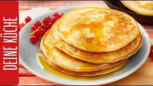 Mit diesem rezept für blaubeer pancakes wird dein frühstück zum highlight. American Pancakes Amerikanische Pfannkuchen Rewe Deine Kuche Youtube
