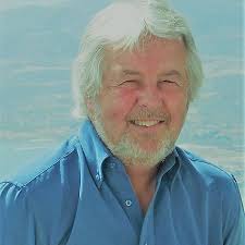 Frank Bray's Instagram, Twitter & Facebook