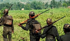 10 लाख के इनामी भाकपा माओवादी के सब जोनल कमांडर नक्सली मुनेश्वर गंझू को  पुलिस ने किया गिरफ्तार - झारखण्ड न्यूज़