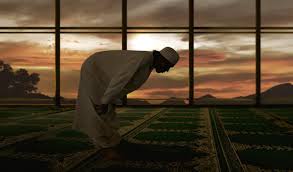 Ketika tiba waktu dhuha, ia menunaikan sholat dhuha. 3 Waktu Sholat Dhuha Di Bulan Ramadhan Mana Yang Paling Afdal Okezone Muslim