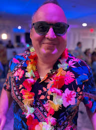 Staten Island's Best Dressed: After a 3-year hiatus, On Your Mark hosts  fabulous luau at the Staaten