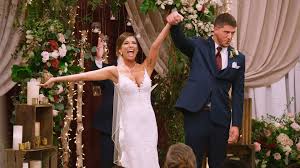 Are Love Is Blind S Barnett Amber Still Together After That Wild Finale Wedding In 2020 Wedding Nick And Vanessa Blinds