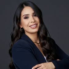 Cynthia Vela's Instagram, Twitter & Facebook