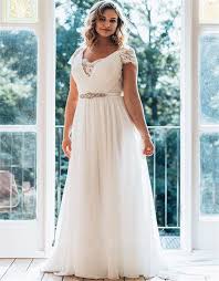 This is a product from promtime brand, this is a wedding dress with ½ lacy sleeves and it has long skirt with diagonal laces cross the skirt. Top 10 Best Cheap Plus Size Wedding Dresses Heavy Com