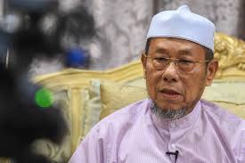 Negara yang dipimpin oleh mereka yang berpendidikan seharusnya berada pada landasan yang betul. 8grkdrgiig Q M