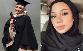Dia dah pergi ke thailand, laos dan kemudian bercuti ke pulau perhentian. Biodata Model Wardina Anuar Isteri Pelakon Asyraf Aley Asyraf Ali Iluminasi