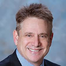 Virtual Selling: 5 Ways to Better Present Yourself