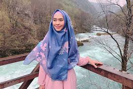 Sahabat yang mau melihat ceramah umma oki setiana dewi, bisa lihat di youtube channel oki setiana dewi ya. Oki Setiana Dewi Diminta Netizen Untuk Ceramahi Ria Ricis Okezone Celebrity