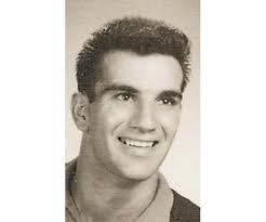 Andrew Scheller's Instagram, Twitter & Facebook