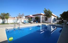 En todo caso, el prestador cuenta con la autorización expresa y previa por parte de los mismos. Casa En Alquiler A 1350 M De La Playa Conil De La Frontera Cadiz Costa De La Luz