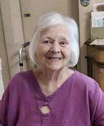 Anne Fairbanks's Instagram, Twitter & Facebook