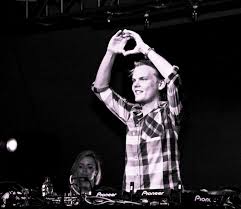 aˈvɪ̌tːɕɪ), was a swedish dj, remixer, record producer. Veni Vidi Avicii Interview Magazine