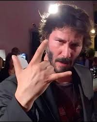 Mom, I still wait for you to come home. Every sunset feels like the door  might open and you'll step in, smiling. But it stays quiet… and I just keep  waiting. 🌹 |