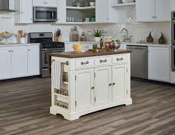 A good way to add new life to the kitchen without engaging in a large project is to redesign the backsplashes. 11 Simple Home Decoration Ideas For Your Kitchen White Kitchen Remodeling Country Kitchen Kitchen Remodel