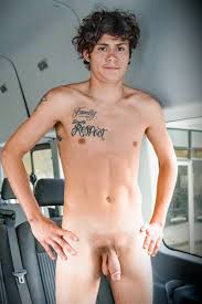 Chris Star | Gay Porn Star Database at WAYBIG