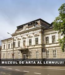 Cine a fost la liceul militar din campulung moldovenesc? Pensiunea Royal Cazare Campulung Moldovenesc Bucovina
