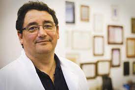 A járványt akkor tudjuk véglegesen magunk mögött hagyni, ha az átoltottság a világ többi országában is egyre magasabb lesz. Nyomtatas Vasarnapi Hirek