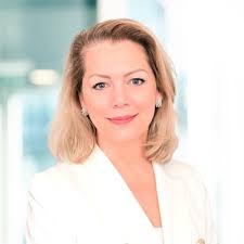 It was fantastic to celebrate Geraldine Ahern's success at The Chambers  awards this week. Geraldine and I came to Abu Dhabi in 2008, in May before  the world went pop in the