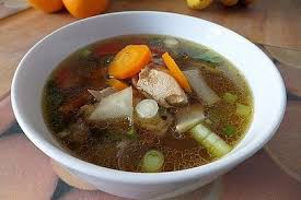 Goldgelbe Huhnersuppe Von Waldbeere Chefkoch Huhnersuppe Suppe Rezepte