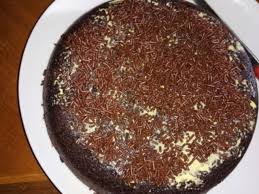 Ada rasa red velvet dan juga brownies lho! 10 Resep Tradisional Brownies Chocolatos Craftlog Indonesia