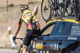 Egan bernal vs roglic en la alta montaña. Bfsucojmu6rbsm