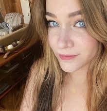 THE CAFE ON LITTLE HULTON CENTRE