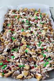 Christmas Crunch Recipe Gift Idea Recipe Chex Mix Recipes Christmas Christmas Snacks Christmas Food
