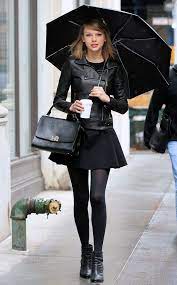 Photos From The Big Picture Today S Hot Photos E Online Taylor Swift Street Style Taylor Swift Style Fashion