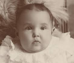 FROM GREAT BARRINGTON, MASS, 1900 PHOTO OF BABY IDED ON BACK, CATHERINE  COMSTOCK