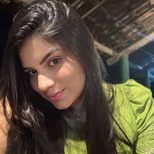 Fernanda Barros (@fernandabarrosev) • Instagram photos and videos