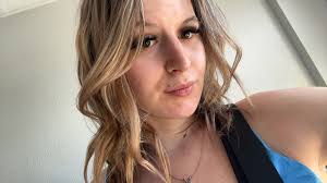 Please join us in celebrating Arianna, our Employee of the Month! For  nearly 4 years, Arianna has been an outstanding Resident Assistant who  truly embodies what it means to put residents first.