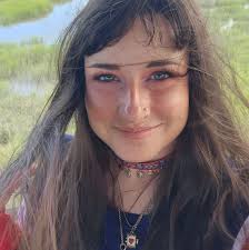 Hi guys. As a guitarist it's really bugging me seeing people encouraging  others who don't know better to play the wrapped guitars. A pickguard isn't 