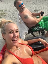 Brandi Love ® on X: What a productive day, talked dirty as fuck with my  t.cohqjXgtEIOP members, updated OF with new videos, got new gym  membership and found MY beach... t.cooWIb2ve0lJ 