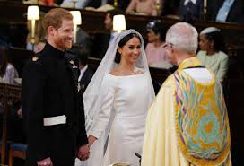 Meghan markle's marriage to prince harry isn't her first. Royal Wedding Meghan Markle Wears Givenchy Dress To The Ceremony Vox