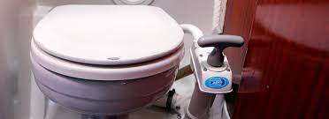 Toilet was originally a french loanword (first attested in 1540) that referred to the toilette (little ^ the french eau de toilette (toilet. Bordtoilette Schwergangig So Wird Sie Wieder Leichtgangig